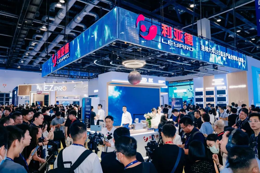 “AI+智能显示”引领未来 金沙990新品InfoComm展大放异彩